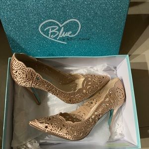 Gold Rhinestone Pointed Toe Heels